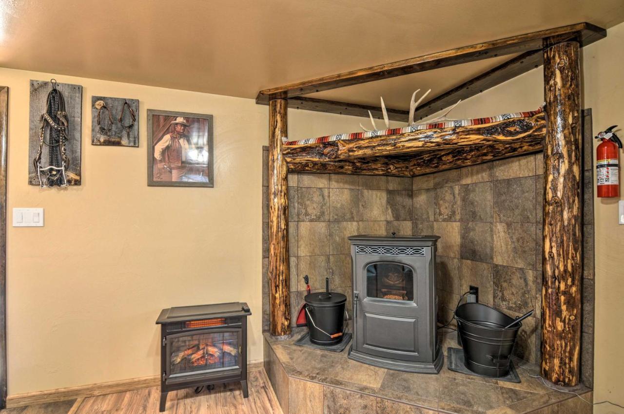 Cozy Home With Canyon Views 2 Mi To Grand Staircase Henrieville Buitenkant foto